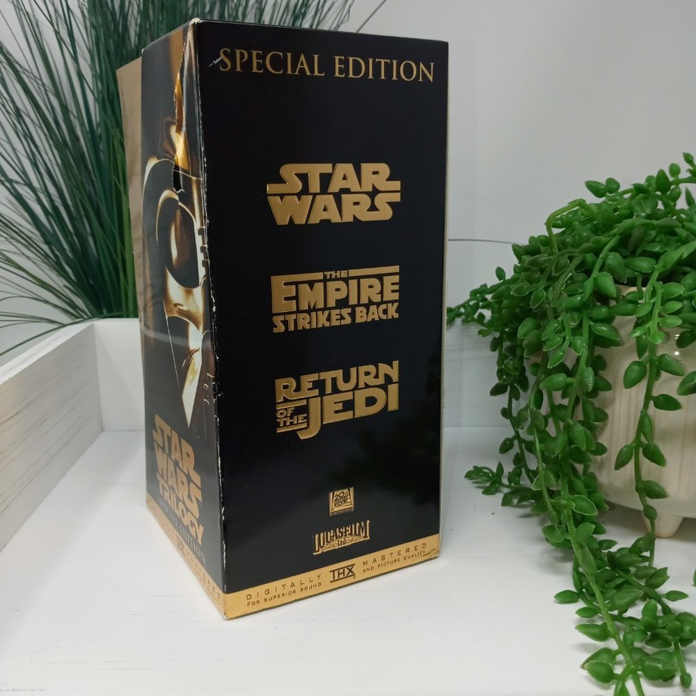 Special Edition Digitally Mastered Star Wars Trilogy VHS Box Set - Picture 2 of 8